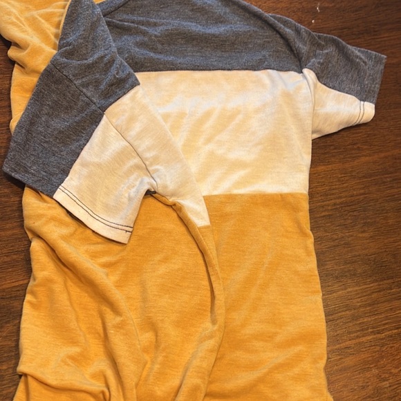 Color block tee - Picture 4 of 5